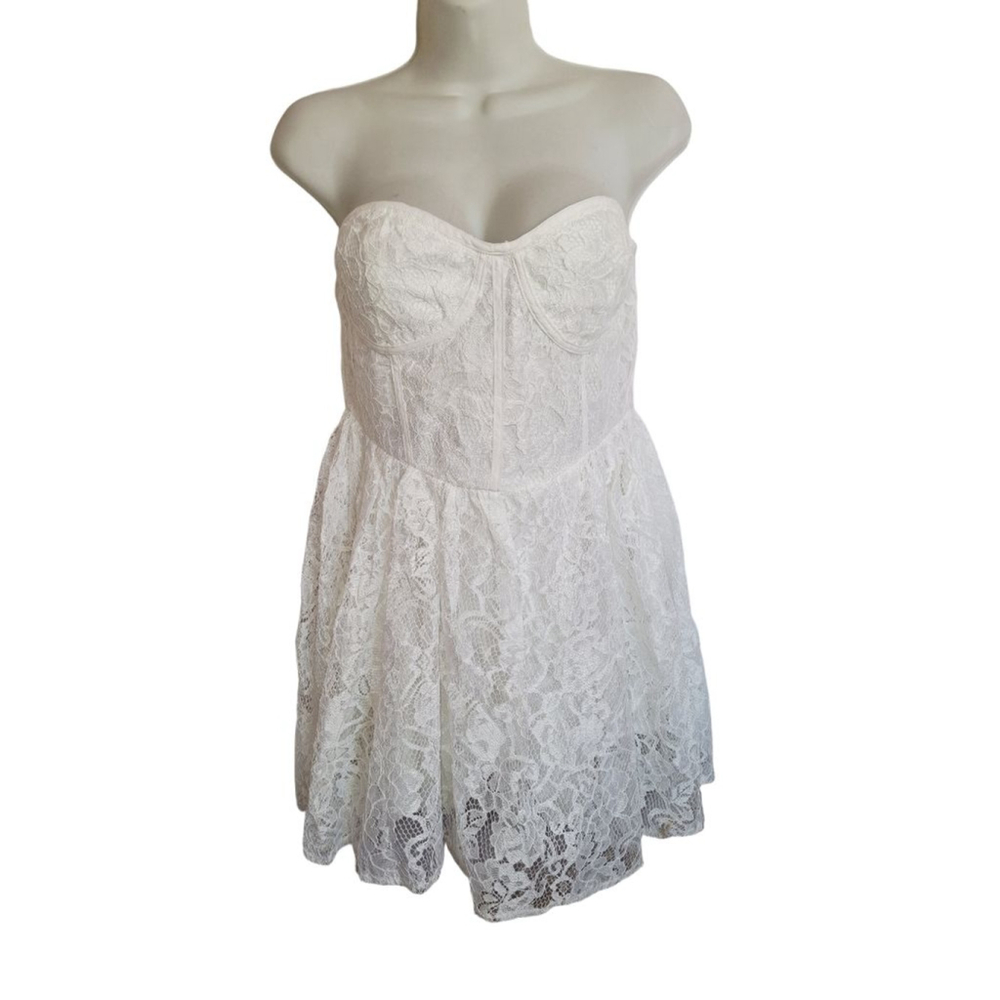 Ditto sz L White lace Romper fairy whimsical